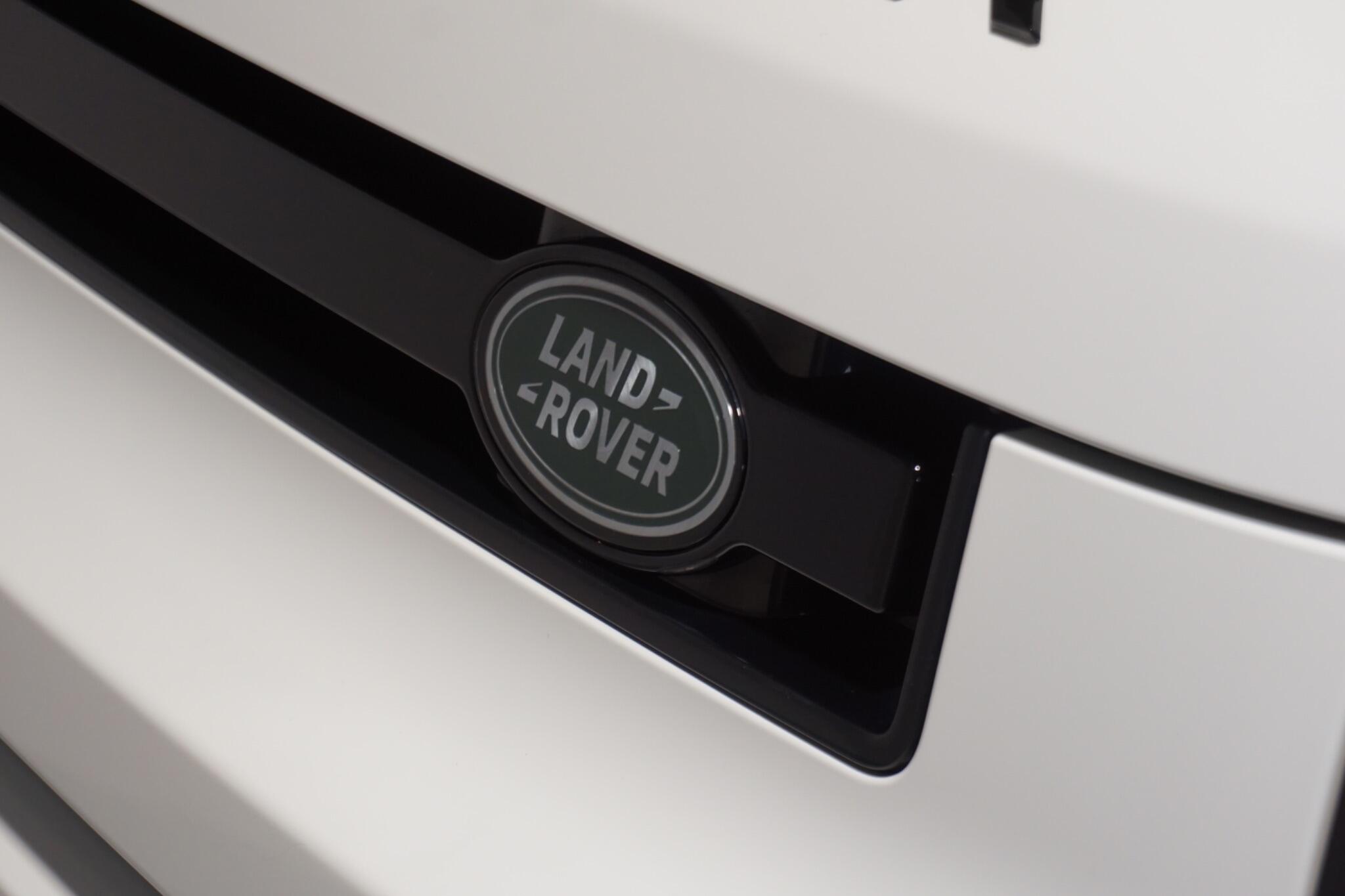 Land Rover Defender 90 3.0 D250 MHEV Hard Top SUV 3dr Diesel Auto 4WD SWB Euro 6 (s/s) (250 ps)